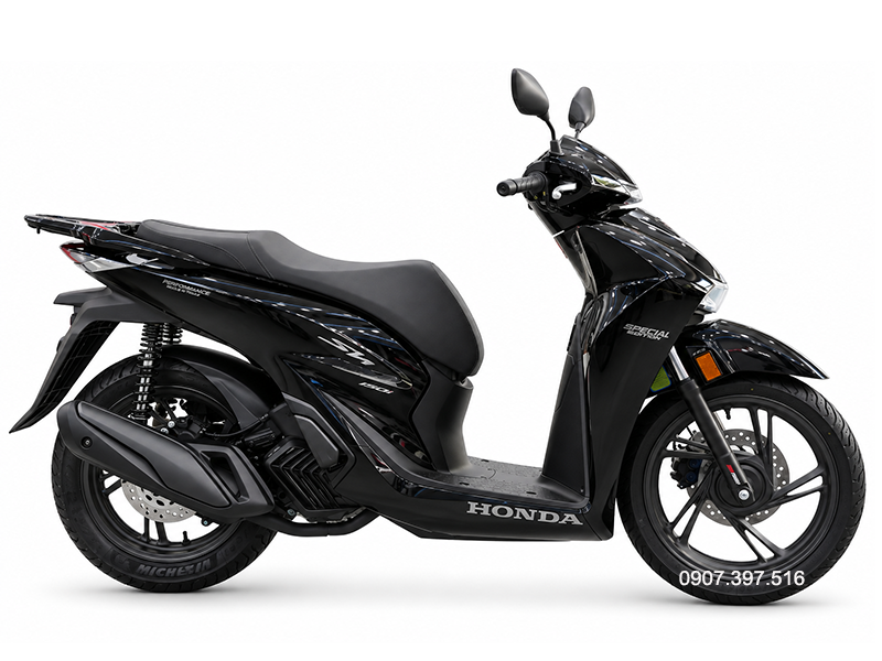 Honda SH150i Ý đen bóng 2027 tại Huế - Sơn bóng lịch sự, tiện ích cho mỗi ngày