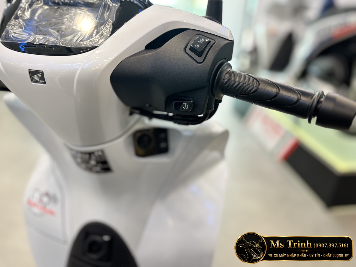 Honda SH150 Ý Malossi 2026 tại Huế - Tem custom thể thao, dáng SH thanh lịch
