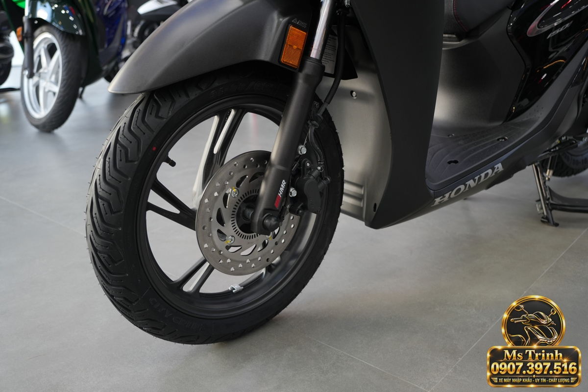 Honda SH150i Ý đen nhám 2027 tại Huế sắc đen lịch lãm giá tốt, chính ngạch
