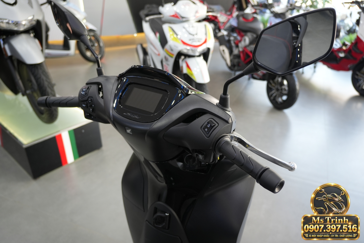 Honda SH150i Ý đen nhám 2027 tại Huế sắc đen lịch lãm giá tốt, chính ngạch