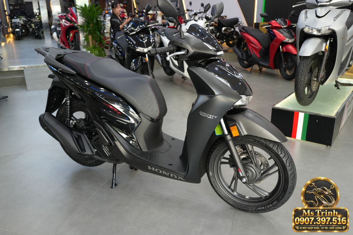 Honda SH150i Ý đen nhám 2027 tại Huế sắc đen lịch lãm giá tốt, chính ngạch