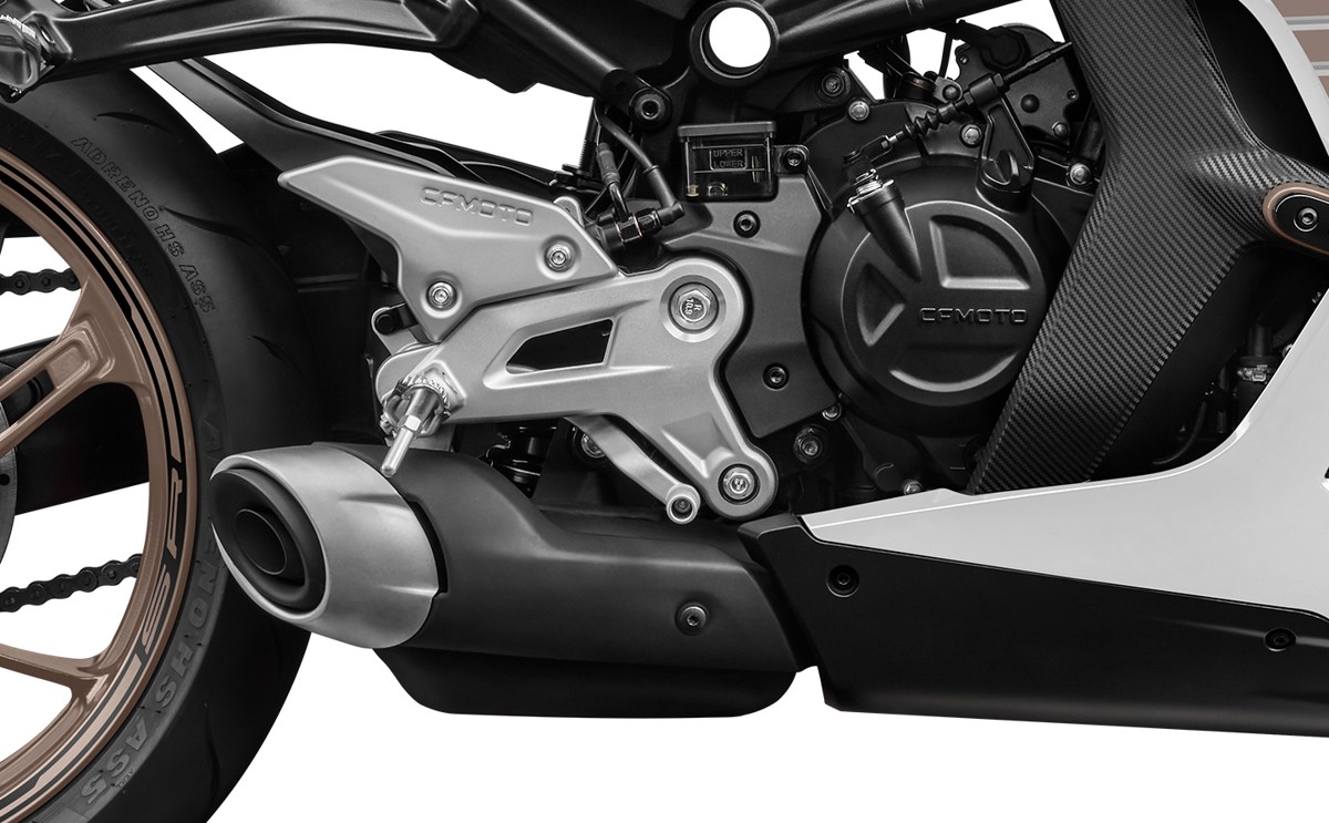 CF Moto 450SR-S 2025 Siêu Thể Thao, Phanh Brembo, Gấp Đơn tại Huế
