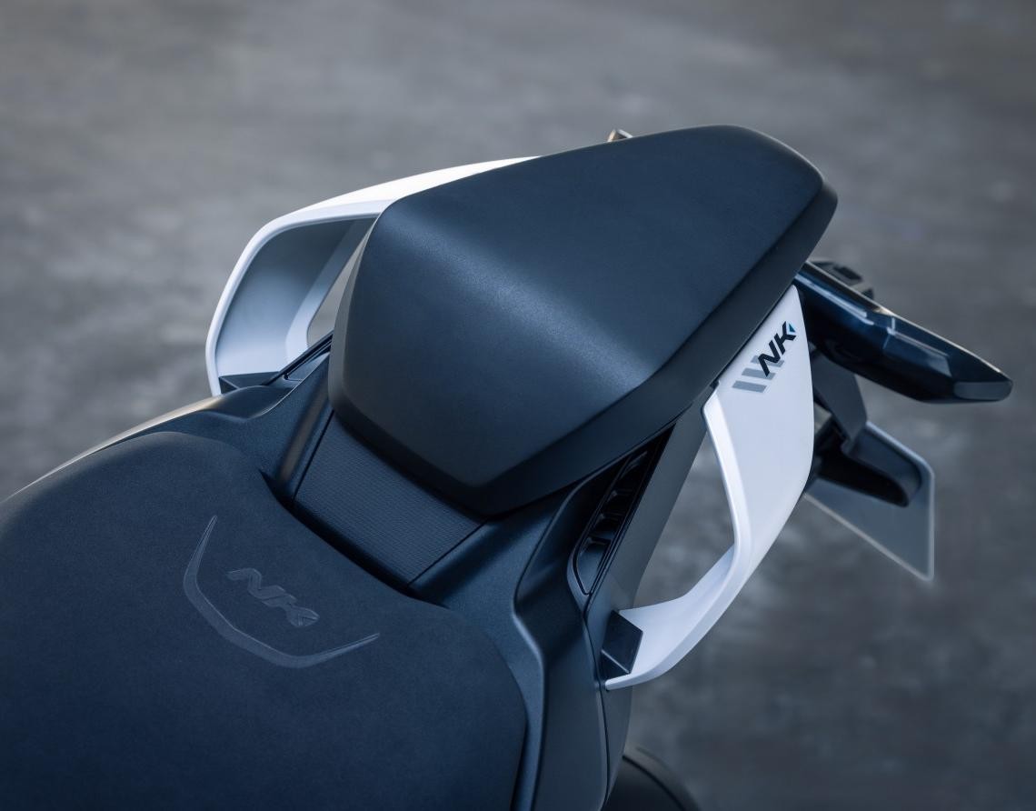 CF Moto 675NK 2025, Động Cơ 3 Xilanh Thẳng Hàng, Chính Hãng, Gía Rẻ tại Huế