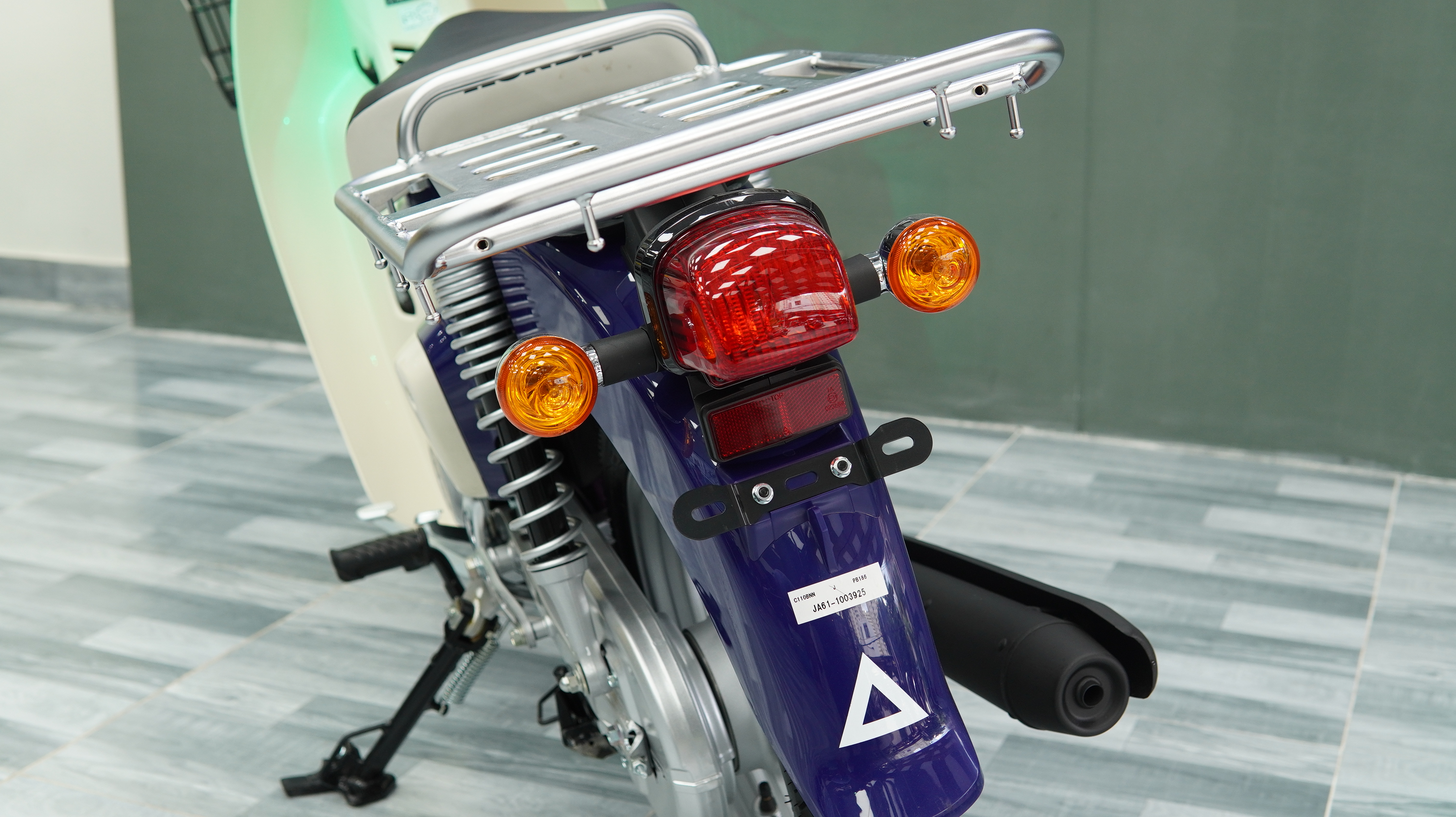 Honda Super Cub 110 Pro ABS 2025, Nhập Khẩu Chính Hãng Từ Nhật tại Huế