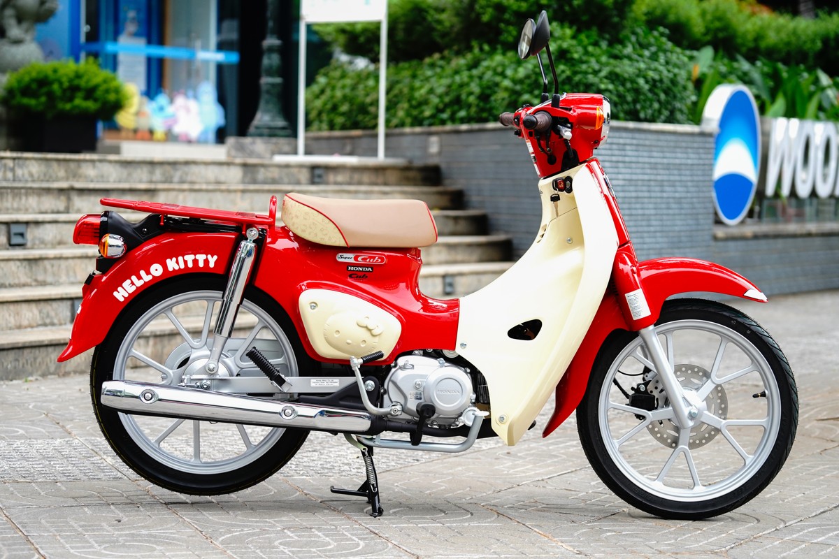 Honda Super Cub 110ABS Hello Kitty Edition, Made In Japan tại Huế