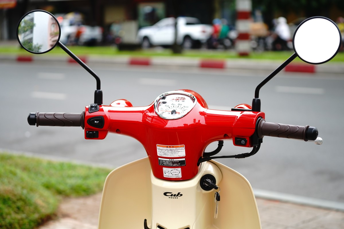 Honda Super Cub 110ABS Hello Kitty Edition, Made In Japan tại Huế