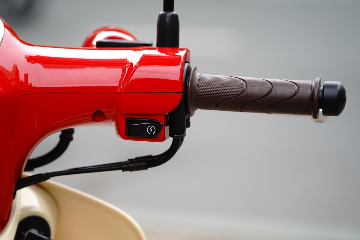 Honda Super Cub 110ABS Hello Kitty Edition, Made In Japan tại Huế