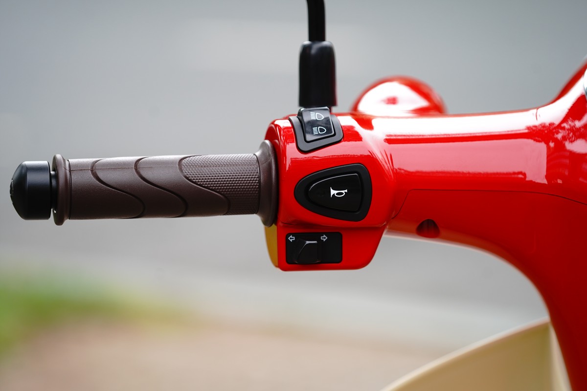 Honda Super Cub 110ABS Hello Kitty Edition, Made In Japan tại Huế
