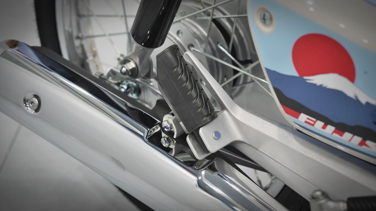 Honda Cub 110 Fujisan bản giới hạn tại Huế - Thiết kế đậm chất Nhật Bản