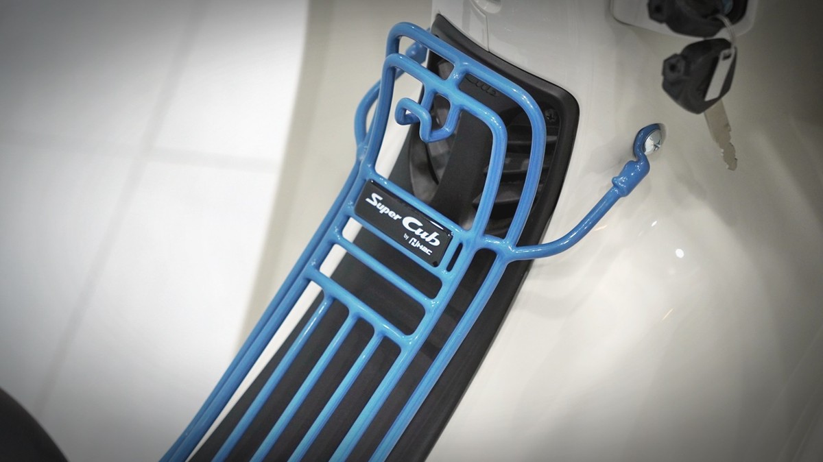 Honda Cub 110 Fujisan bản giới hạn tại Huế - Thiết kế đậm chất Nhật Bản