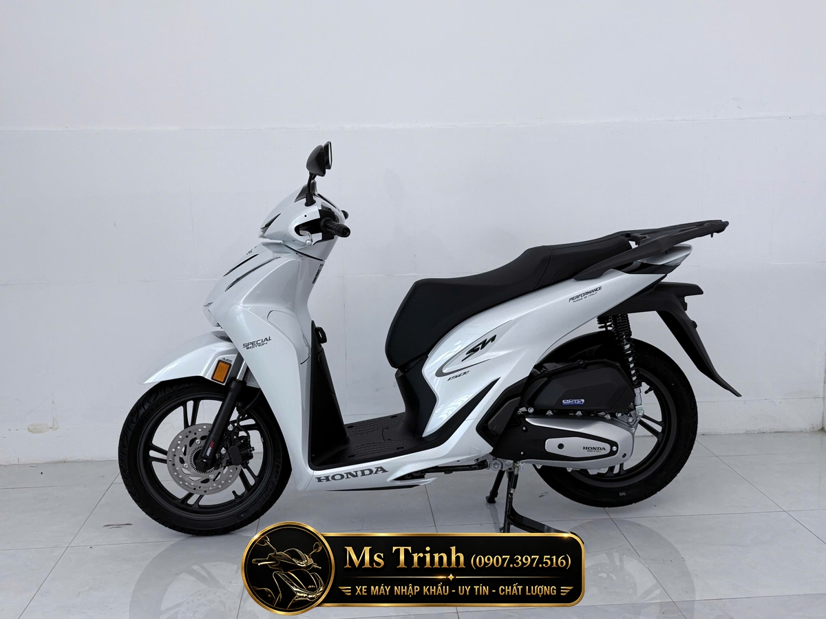Honda SH150i Special Edition Standard nhập HMR Ý màu trắng tại Huế: Giá trị nằm trong từng chi tiết nguyên bản
