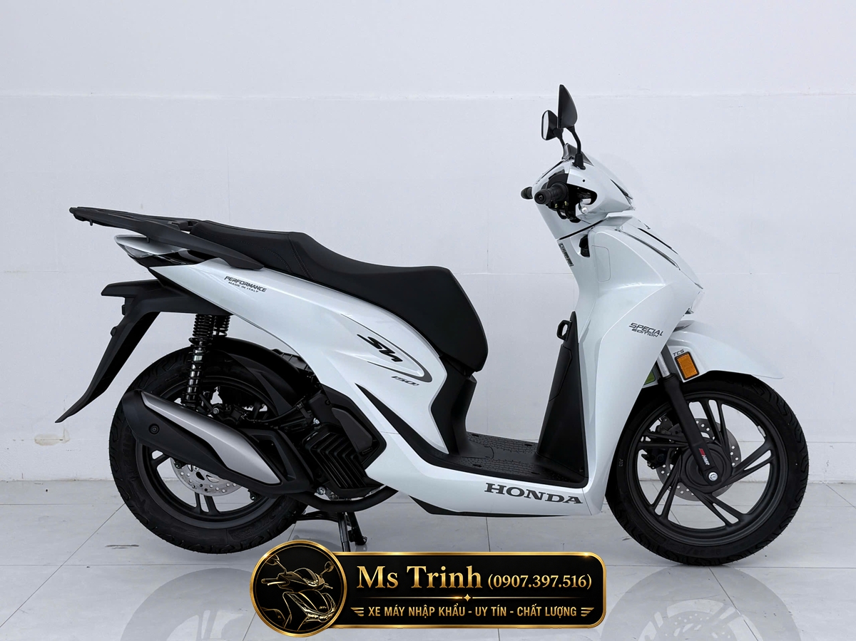 Honda SH150i Special Edition Standard nhập HMR Ý màu trắng tại Huế: Giá trị nằm trong từng chi tiết nguyên bản