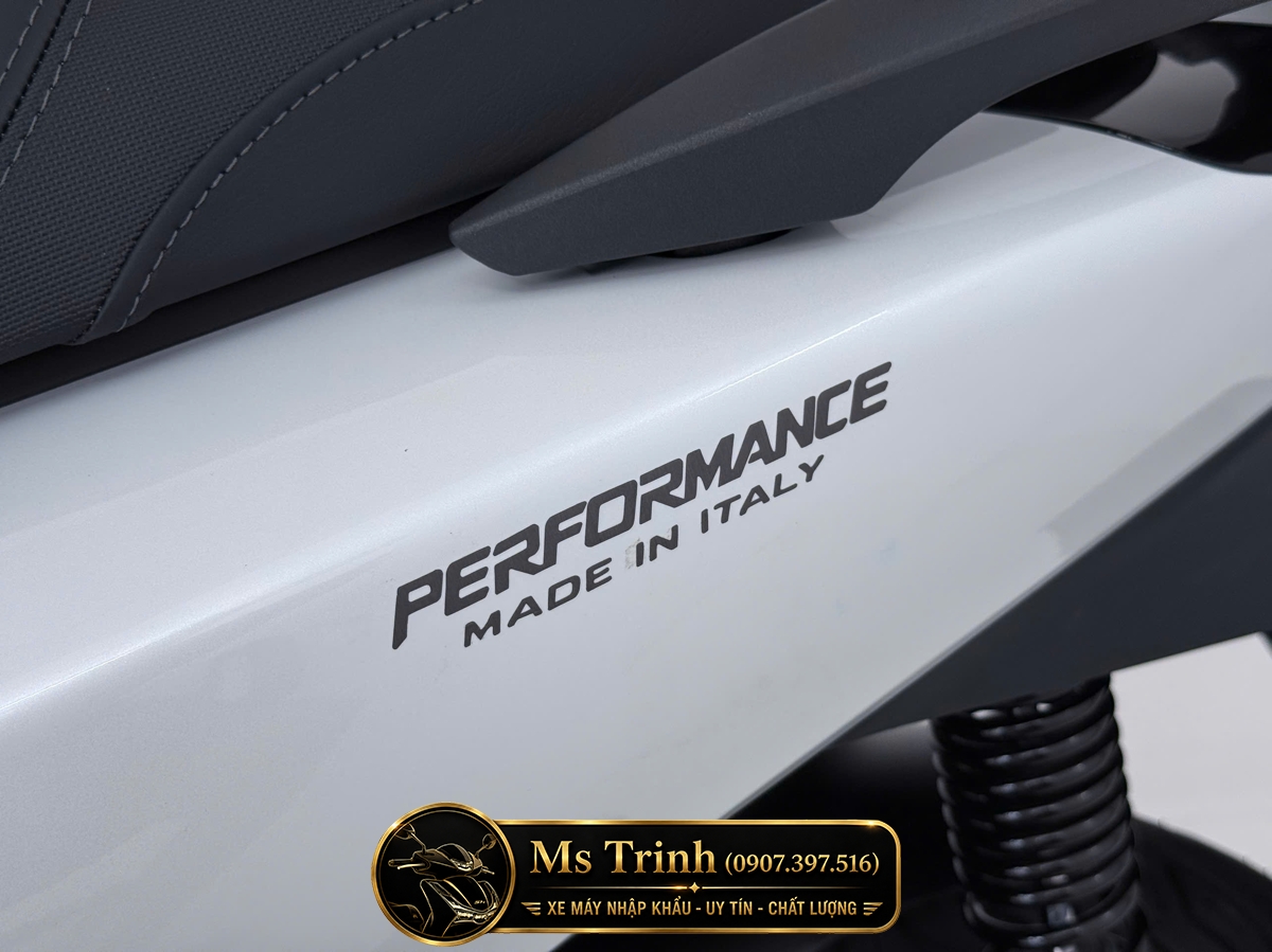 Honda SH150i Special Edition Standard nhập HMR Ý màu trắng tại Huế: Giá trị nằm trong từng chi tiết nguyên bản