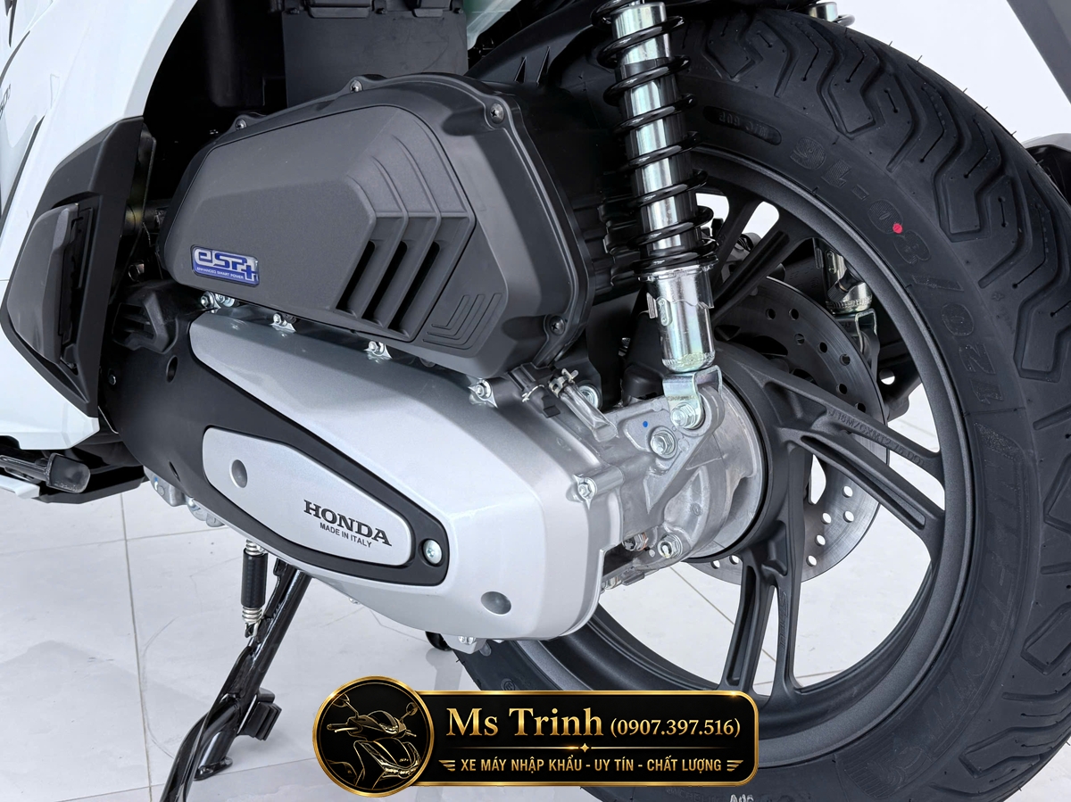 Honda SH150i Special Edition Standard nhập HMR Ý màu trắng tại Huế: Giá trị nằm trong từng chi tiết nguyên bản