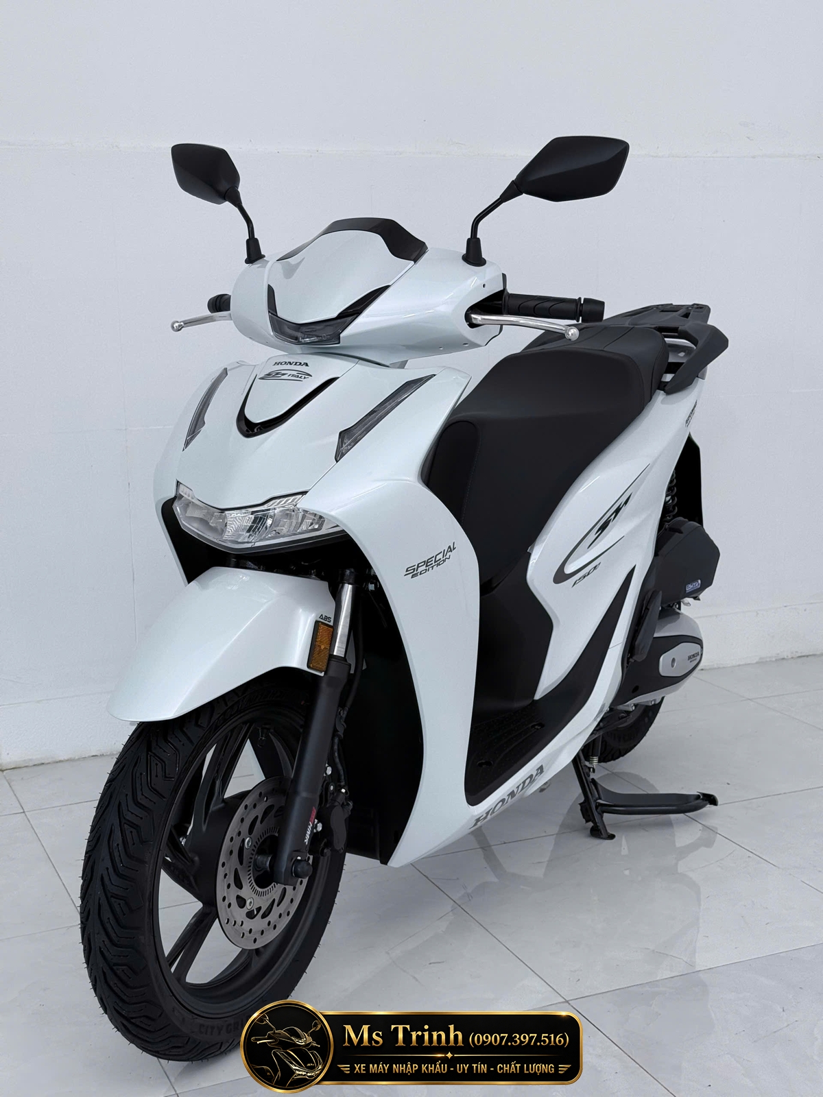 Honda SH150i Special Edition Standard nhập HMR Ý màu trắng tại Huế: Giá trị nằm trong từng chi tiết nguyên bản
