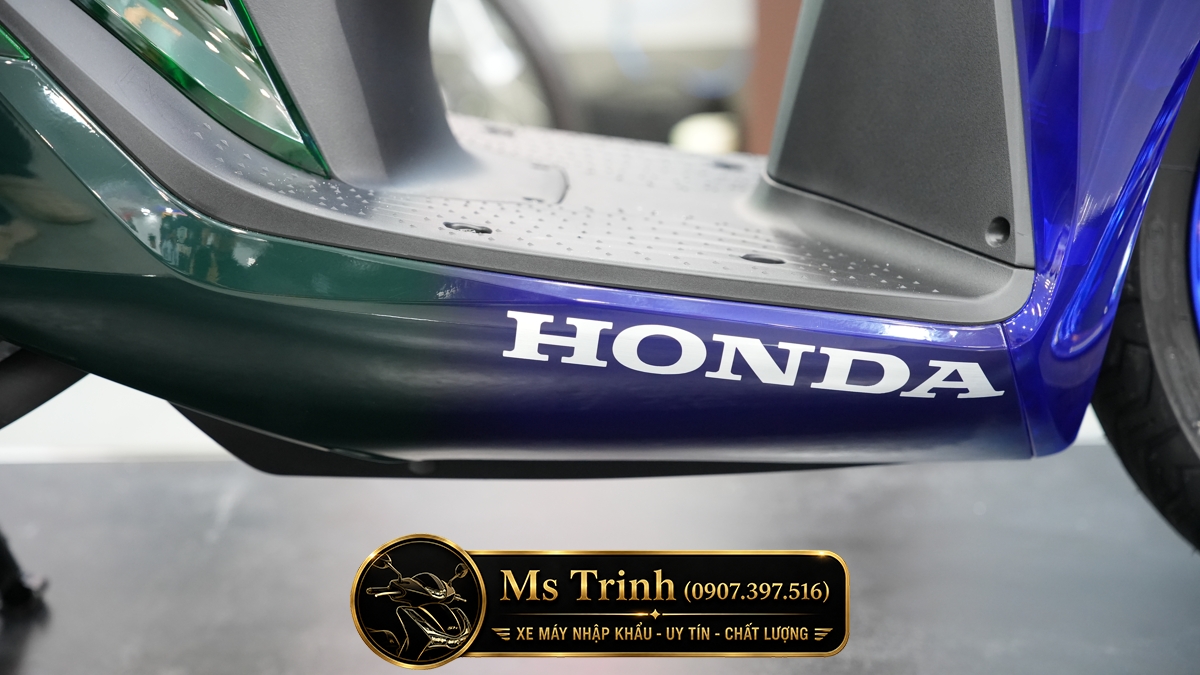 Honda SH150i Vetro Sapphire - Green tại Huế: SH Ý 2 trong 1 giới hạn 200 xe