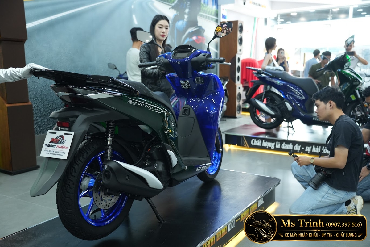 Honda SH150i Vetro Sapphire - Green tại Huế: SH Ý 2 trong 1 giới hạn 200 xe