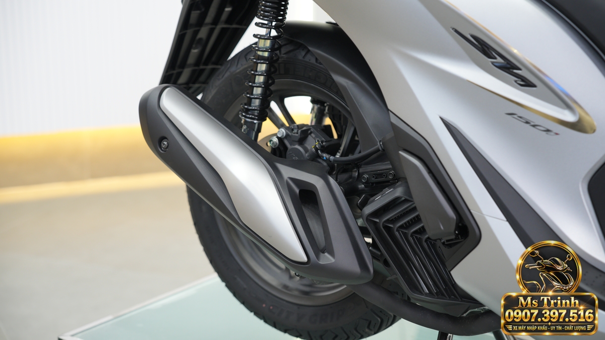 Honda SH150i Ý xám bạc 2027 tại Huế - Nhập Ý, tem vàng sang trọng, giá tốt
