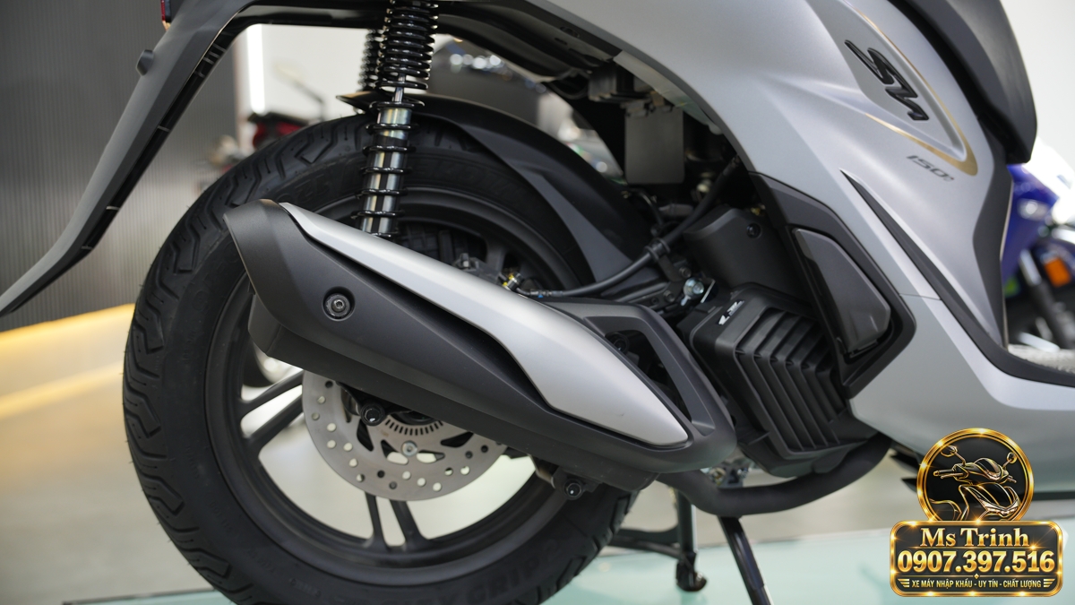 Honda SH150i Ý xám bạc 2027 tại Huế - Nhập Ý, tem vàng sang trọng, giá tốt