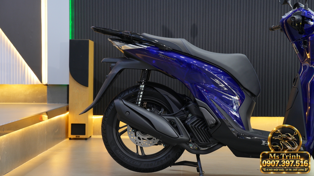 Honda SH150 Vetro Blue 2027 tại Huế - Xanh Sapphire trong suốt, nhập Ý sang trọng