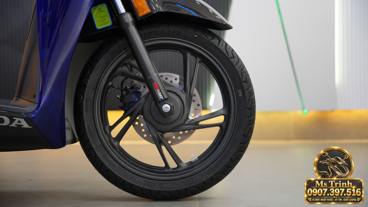 Honda SH150 Vetro Blue 2027 tại Huế - Xanh Sapphire trong suốt, nhập Ý sang trọng