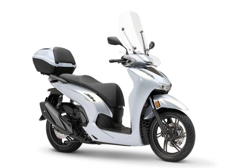 Honda SH350i 2025 Sporty, Made In Italy, Nhập Nguyên Thùng Chính Hãng tại Huế
