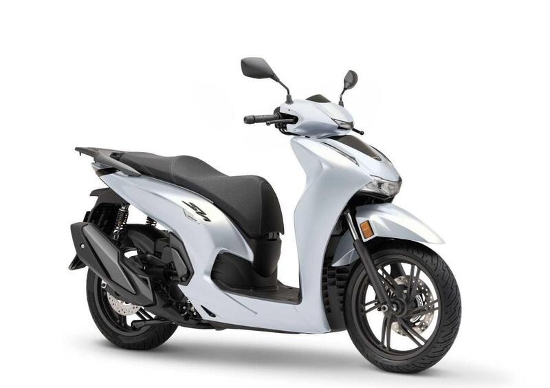 Honda SH350i 2025 Sporty, Made In Italy, Nhập Nguyên Thùng Chính Hãng tại Huế