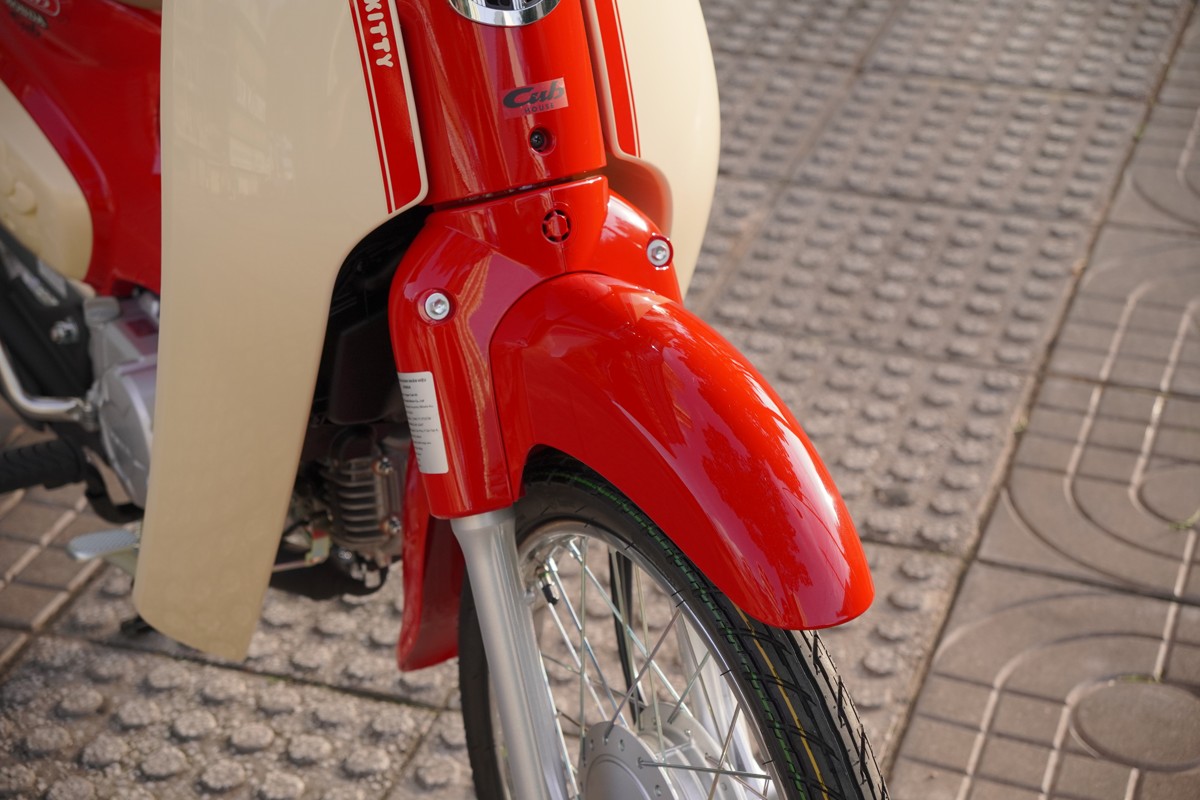 Honda Super Cub 50cc Hello Kitty Edition, Made In Japan, Hàng Hiếm tại Huế