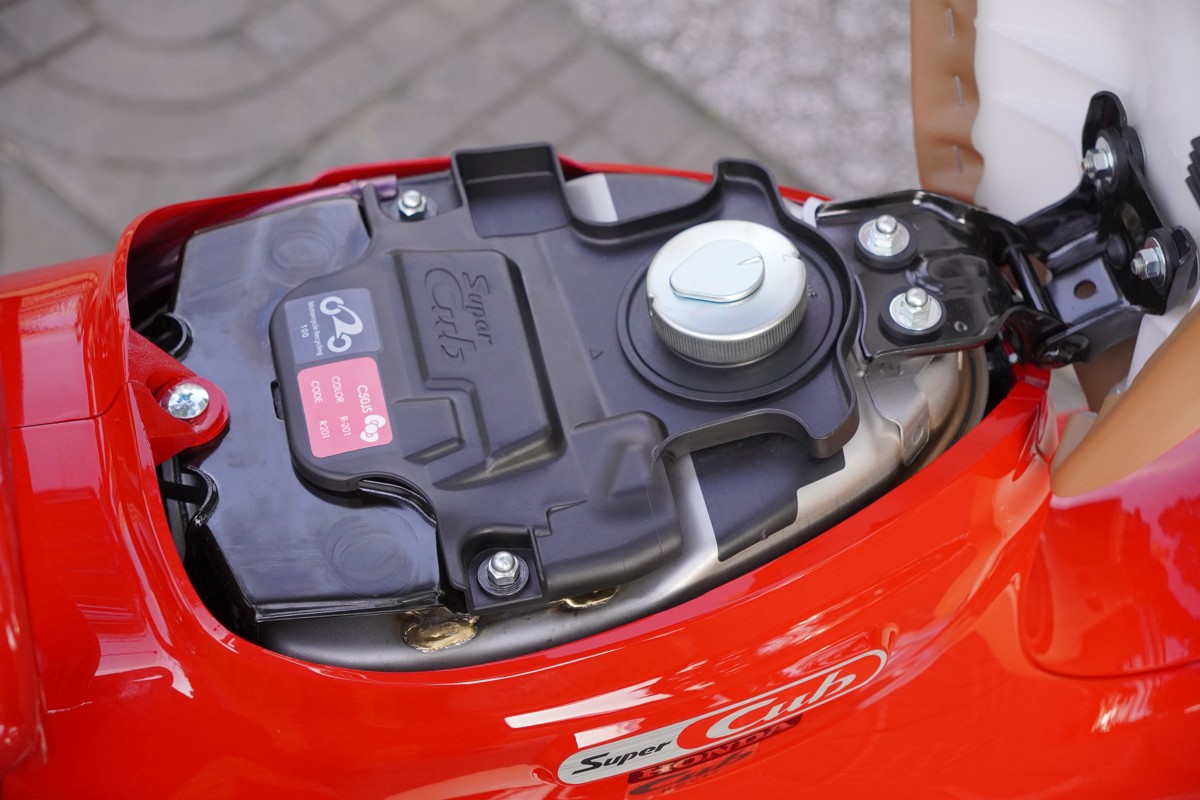 Honda Super Cub 50cc Hello Kitty Edition, Made In Japan, Hàng Hiếm tại Huế