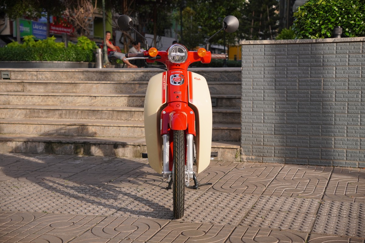 Honda Super Cub 50cc Hello Kitty Edition, Made In Japan, Hàng Hiếm tại Huế