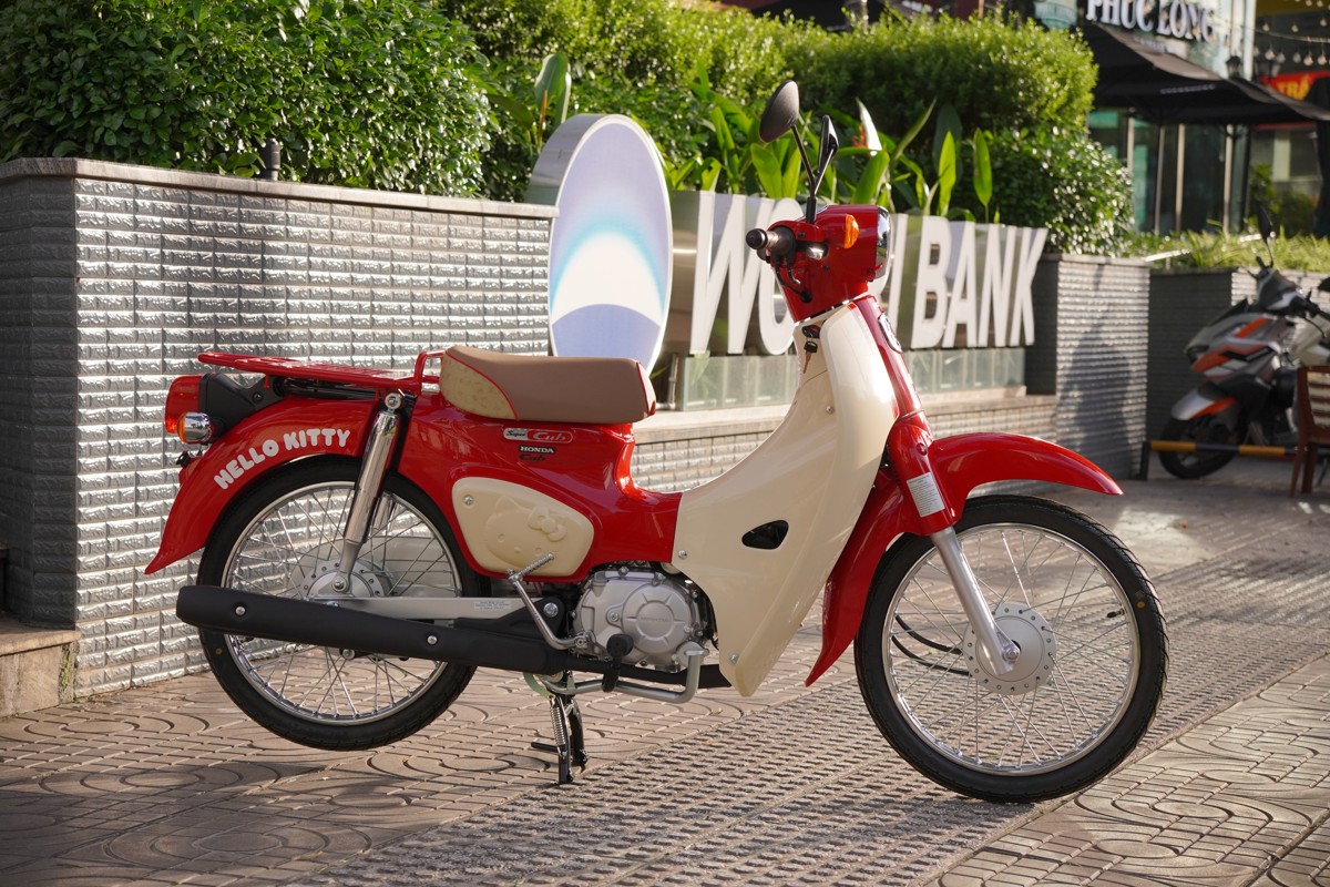 Honda Super Cub 50cc Hello Kitty Edition, Made In Japan, Hàng Hiếm tại Huế