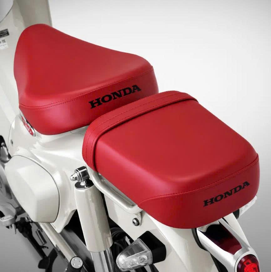 Honda Super Cub 125 Custom Edition Thái Lan 2025 màu trắng tại Huế