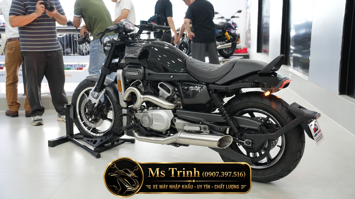 Hyosung GV350X tại Huế - Cruiser 350cc Phong Cách Mỹ Cơ Bắp, Cá Tính