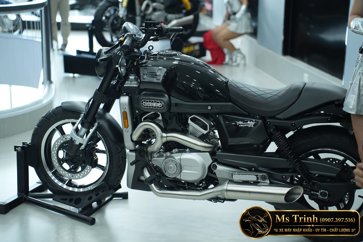 Hyosung GV350X tại Huế - Cruiser 350cc Phong Cách Mỹ Cơ Bắp, Cá Tính