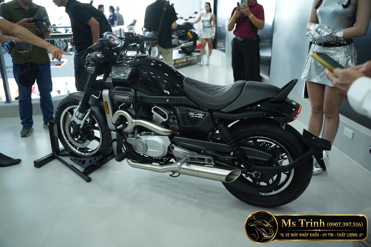 Hyosung GV350X tại Huế - Cruiser 350cc Phong Cách Mỹ Cơ Bắp, Cá Tính