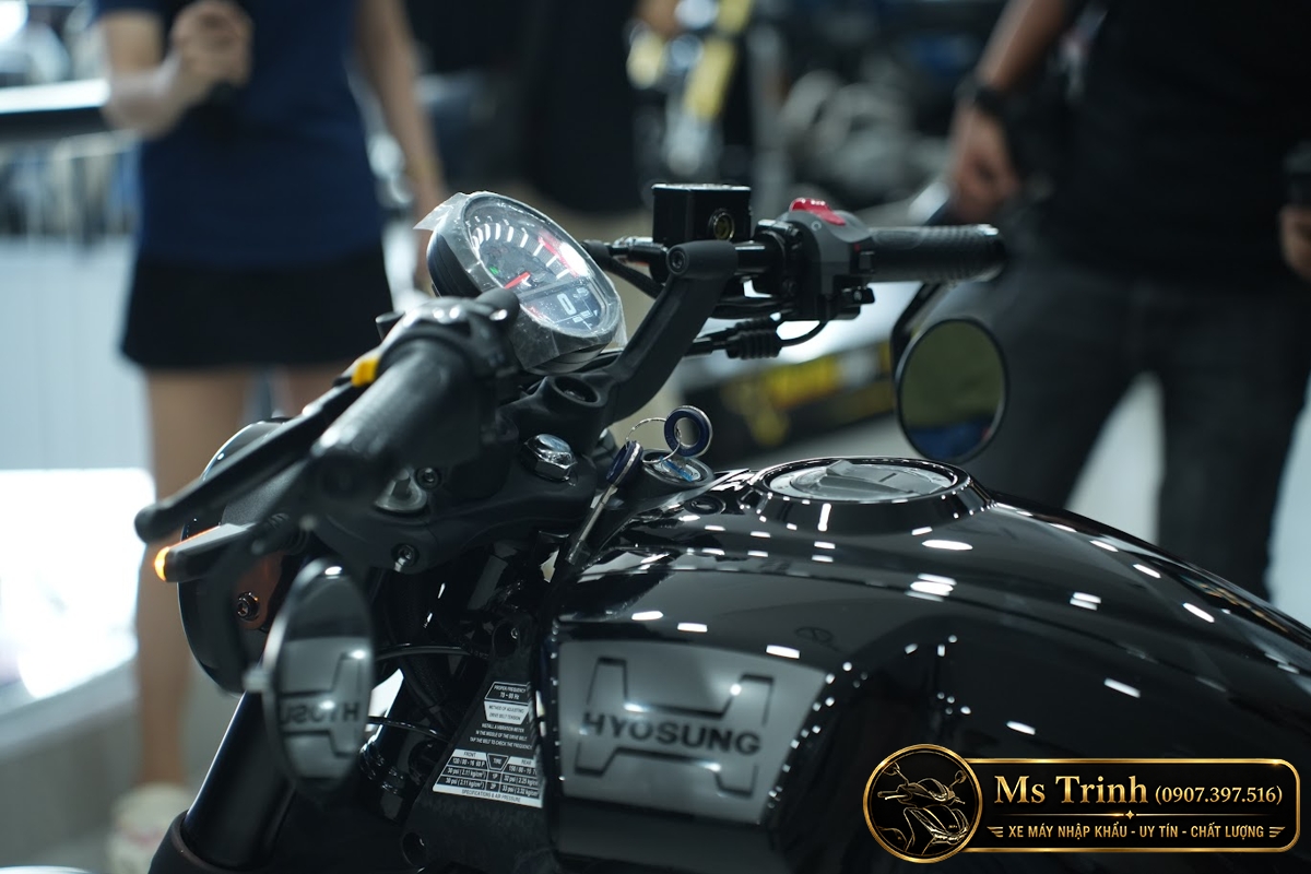 Hyosung GV350X tại Huế - Cruiser 350cc Phong Cách Mỹ Cơ Bắp, Cá Tính
