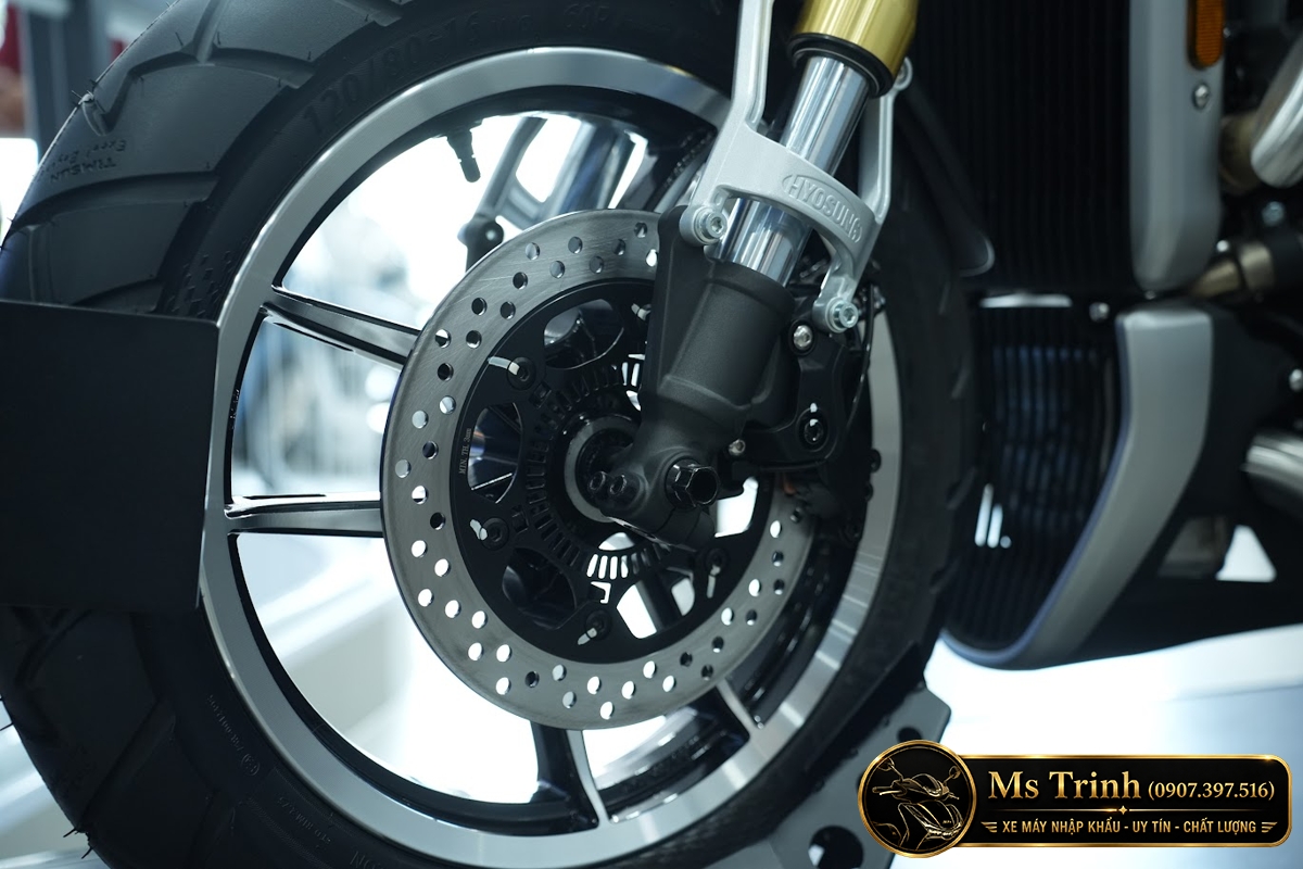 Hyosung GV350X tại Huế - Cruiser 350cc Phong Cách Mỹ Cơ Bắp, Cá Tính