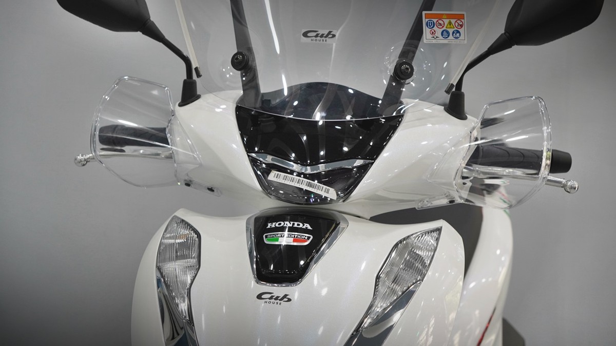 Honda SH150 trắng pha lê nhập Ý 2026 tại Huế - Sport Edition chính ngạch, chuẩn chất Ý