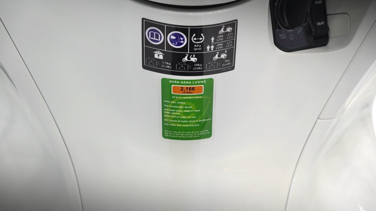 Honda SH150 trắng pha lê nhập Ý 2026 tại Huế - Sport Edition chính ngạch, chuẩn chất Ý