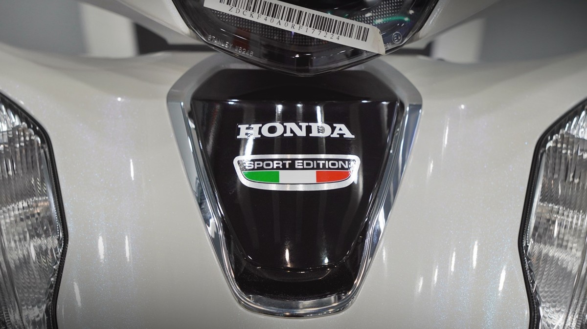 Honda SH150 trắng pha lê nhập Ý 2026 tại Huế - Sport Edition chính ngạch, chuẩn chất Ý