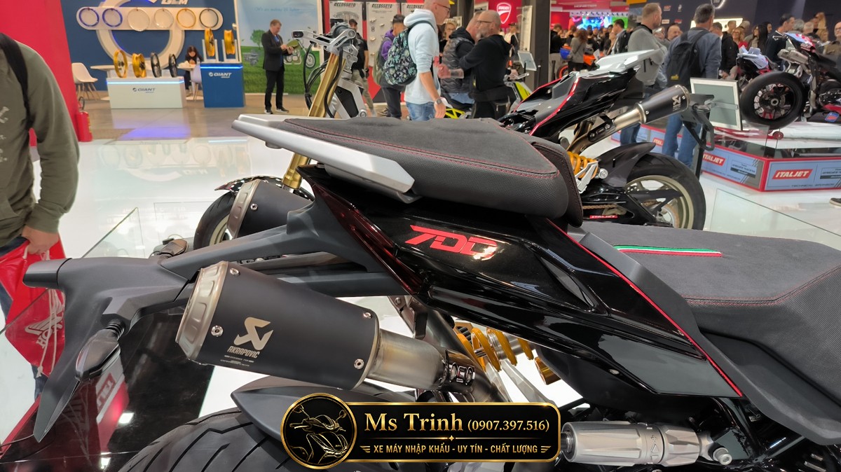 Italjet 700 2026 Tại Huế - Chiến Binh Chỉ 700 Xe Hyper Scooter Cực Hiếm hồ sơ hải quan, nhập chính ngạch