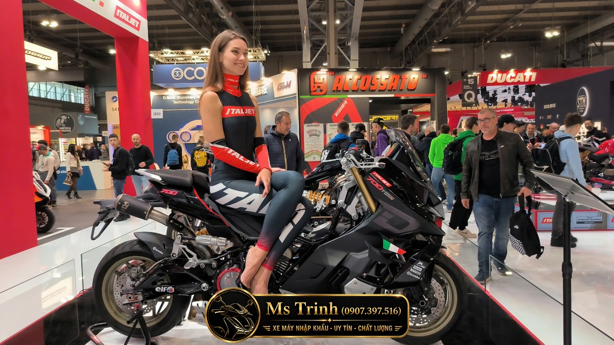 Italjet 700 2026 Tại Huế - Chiến Binh Chỉ 700 Xe Hyper Scooter Cực Hiếm hồ sơ hải quan, nhập chính ngạch
