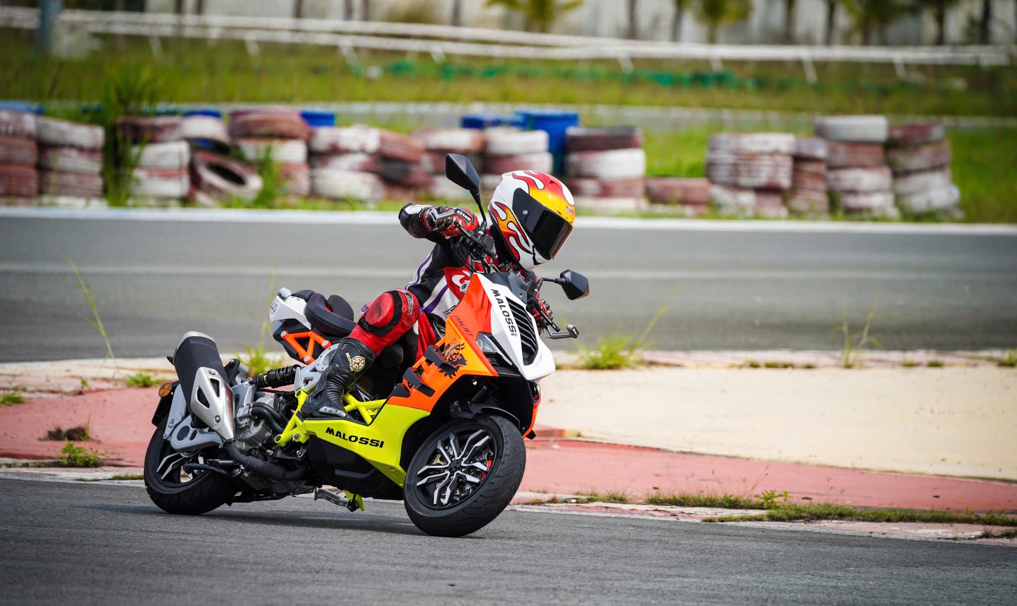 Italjet Dragster 300 Malossi, Xe Tay Ga Đua Nội Thành Thương Hiệu Italy tại Huế