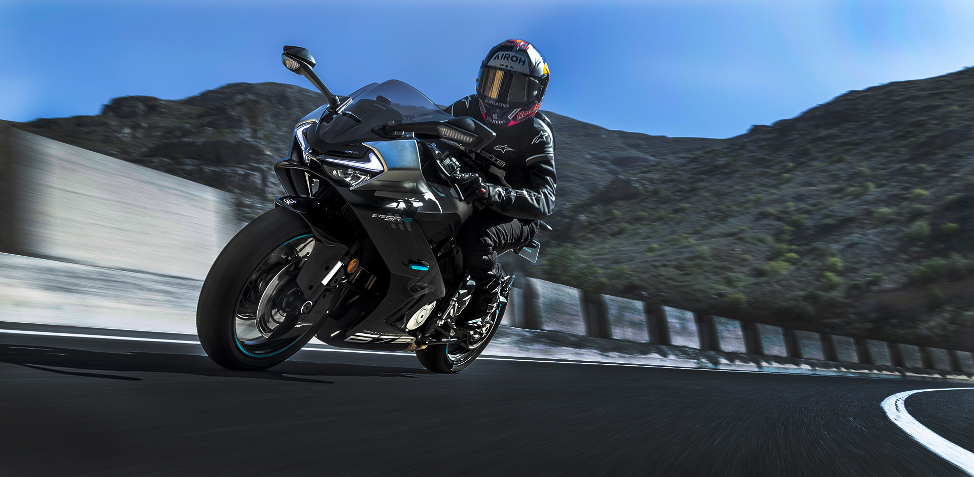 CF Moto 675SR-R 2025 3 Xi Lanh Ngang, Siêu Thể Thao, Giá Rẻ tại Huế