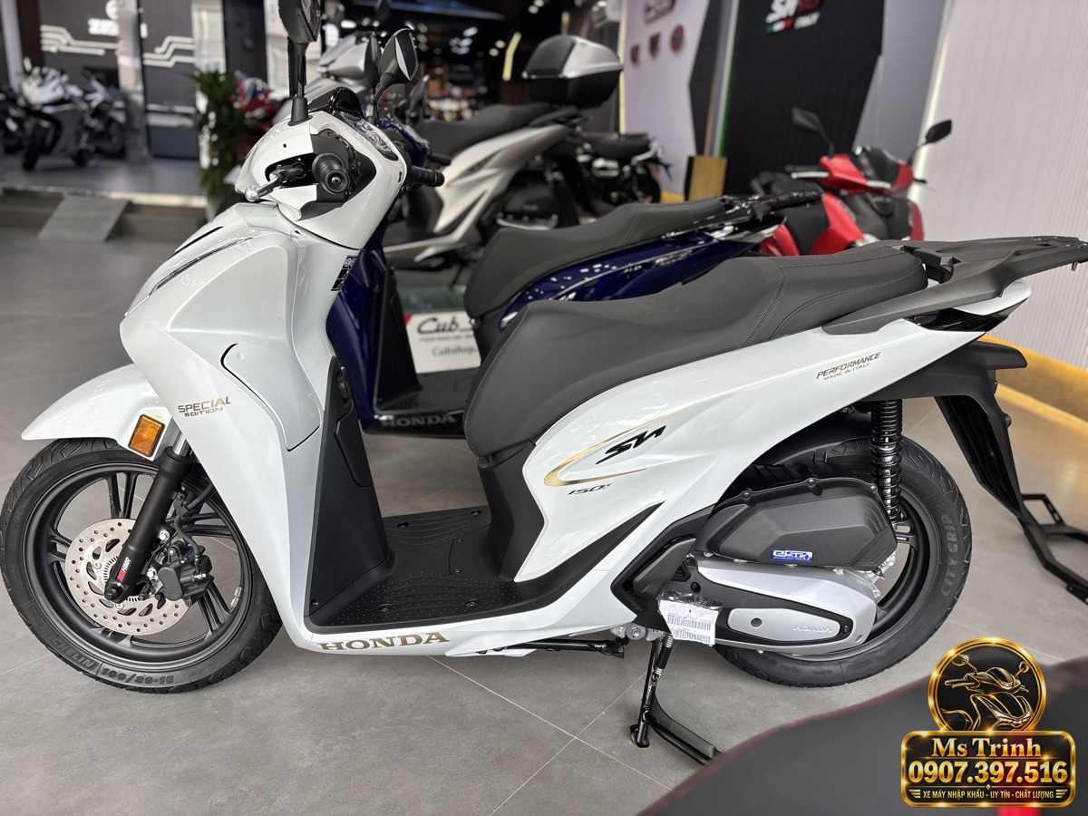 SH150i Ý 2027 màu trắng tại Huế - Nhập khẩu nguyên chiếc, thiết kế sang trọng, giá tốt