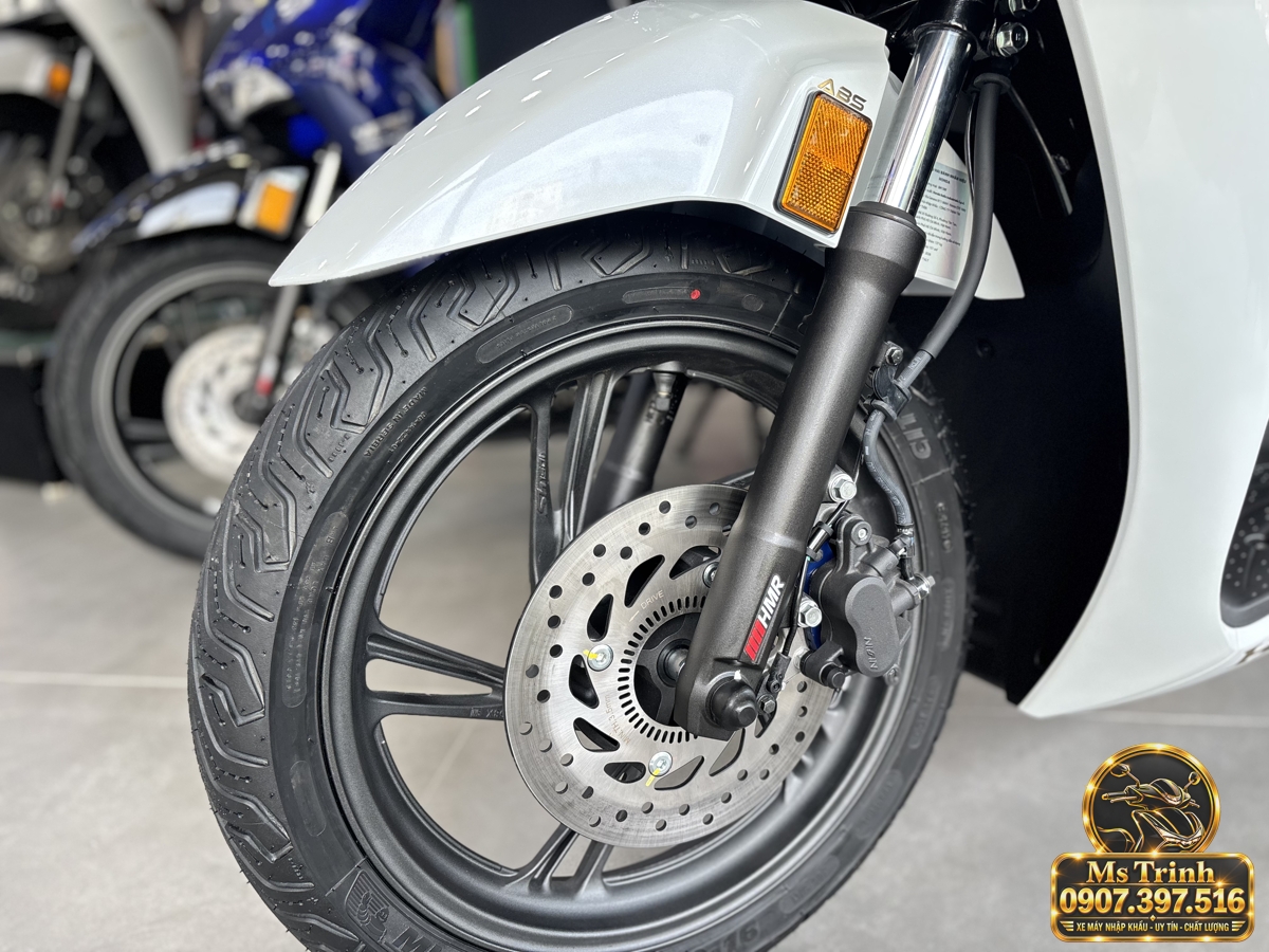 SH150i Ý 2027 màu trắng tại Huế - Nhập khẩu nguyên chiếc, thiết kế sang trọng, giá tốt
