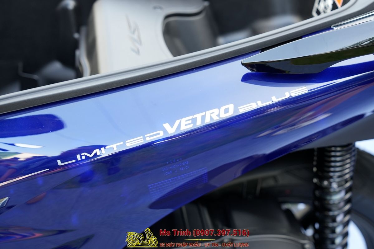 Honda SH150 Vetro Blue 2026 Limited Edition - Siêu phẩm SH Ý dàn áo xanh trong suốt cực hiếm tại Huế