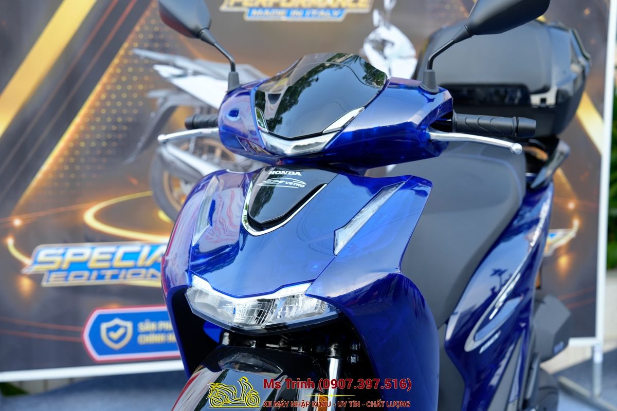 Honda SH150 Vetro Blue 2026 Limited Edition - Siêu phẩm SH Ý dàn áo xanh trong suốt cực hiếm tại Huế