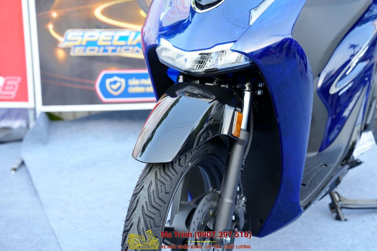 Honda SH150 Vetro Blue 2026 Limited Edition - Siêu phẩm SH Ý dàn áo xanh trong suốt cực hiếm tại Huế