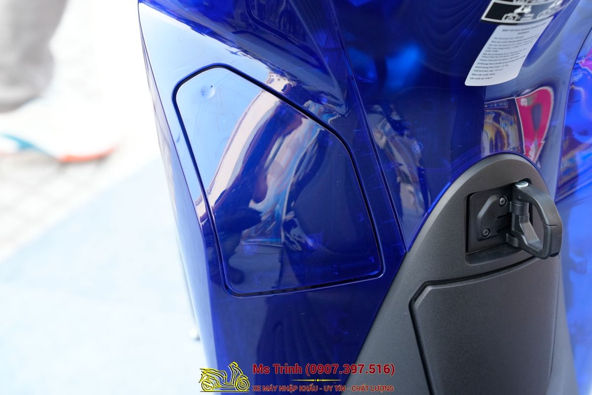Honda SH150 Vetro Blue 2026 Limited Edition - Siêu phẩm SH Ý dàn áo xanh trong suốt cực hiếm tại Huế